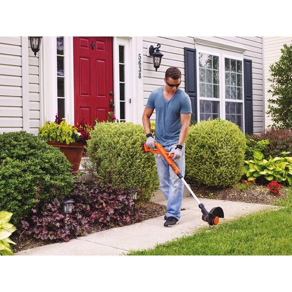  BLACK+DECKER 20V MAX* POWERCONNECT 10 in. 2in1 Cordless String  Trimmer/Edger + Sweeper Combo Kit (LCC222) : Patio, Lawn & Garden