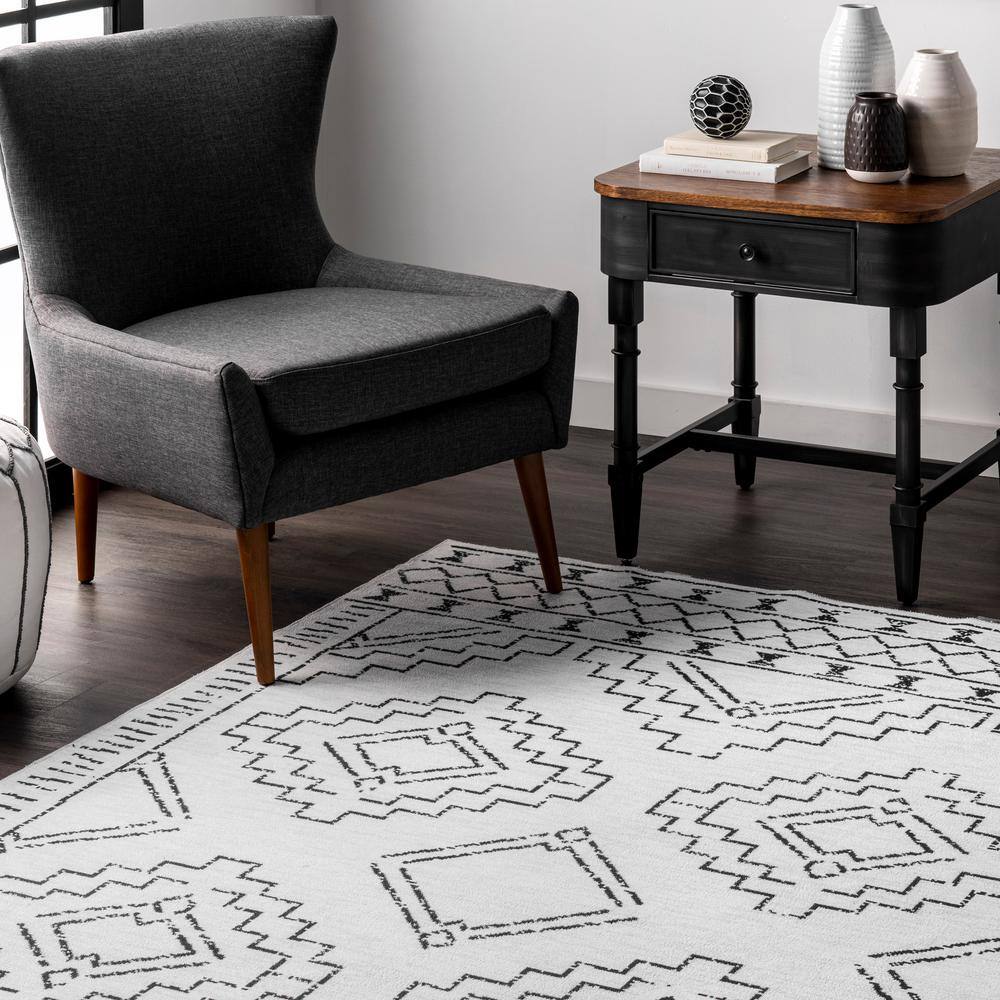 Ivory and Black Machine Washable Moroccan Area Rug