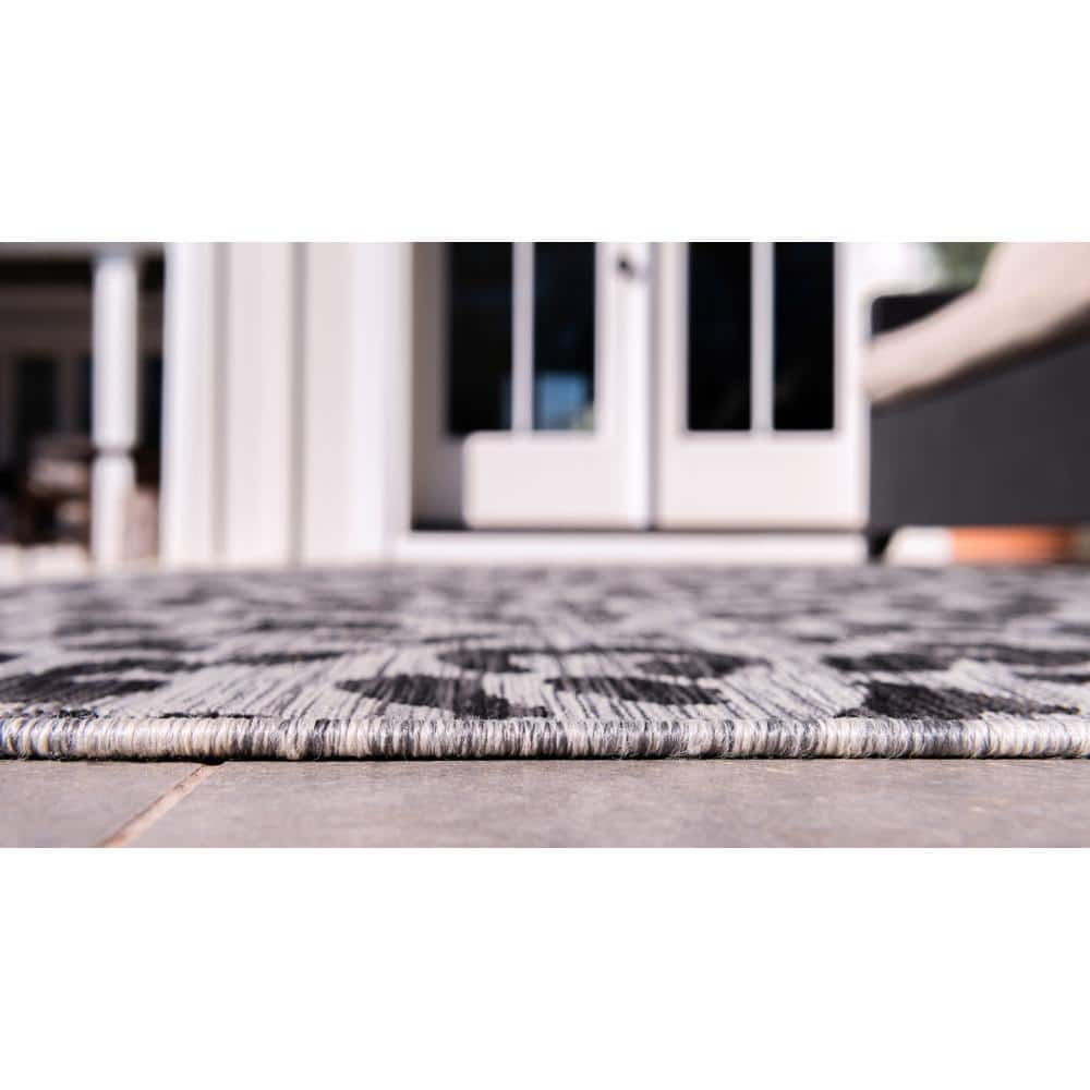 Light Gray and Black Leopard Print Outdoor Synthetic Rug