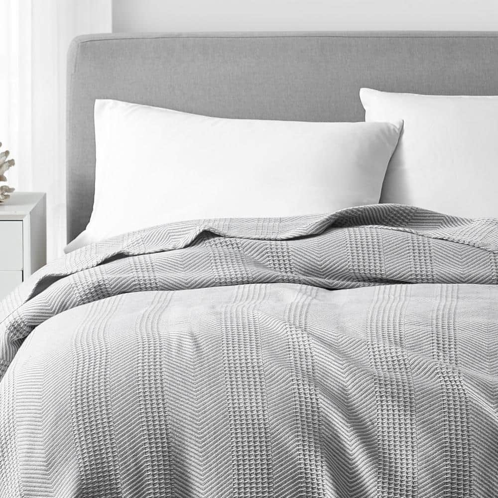 Chevron Stripe Grey Full/Queen Ultra-Soft Cotton Blanket
