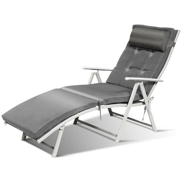 WELLFOR Metal Outdoor Chaise Lounge with Gray Cushion, Headrest Included