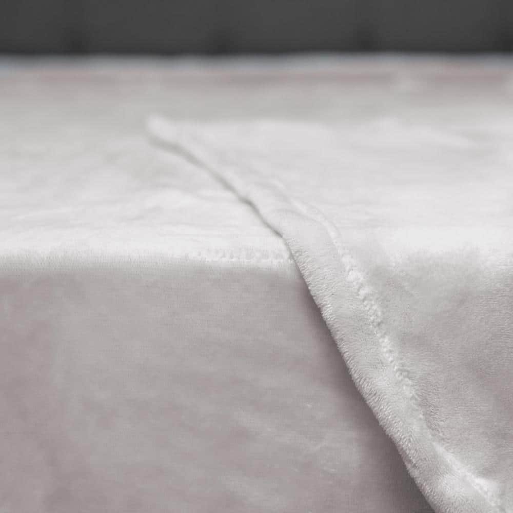 Soft Grey Polyester Fleece King Warming Blanket