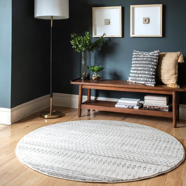 Nova Stripes Gray 5 ft. Round Rug