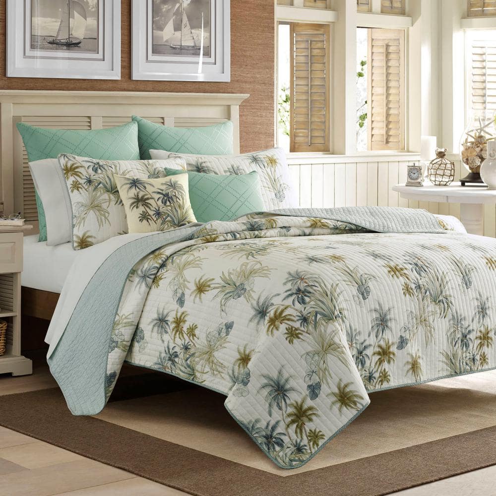 Ivory and Aqua Cotton Twin Reversible Quilt Set