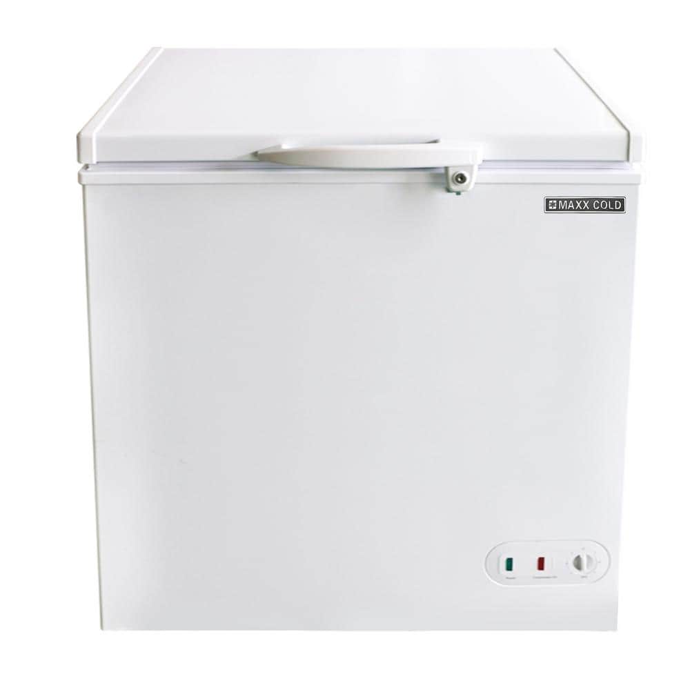 Maxx Cold 30.4" White Compact Commercial Chest Freezer