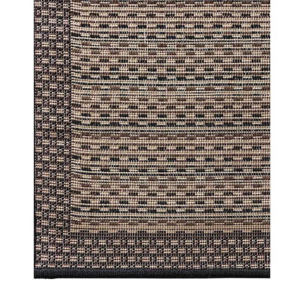 Unique Loom Checkered Outdoor Rug, Size: 2'2 x 6, Brown/Black