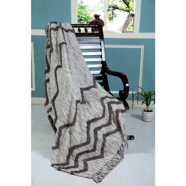 LR Home Zig Gray / Beige Organic Cotton Throw Blanket