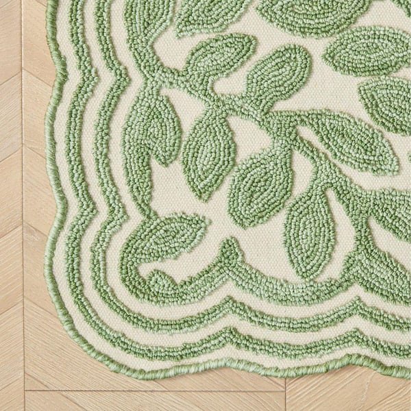 Laura Ashley Leaf Vine 2 ft. x 5 ft. Sage Green Floral Area Rug