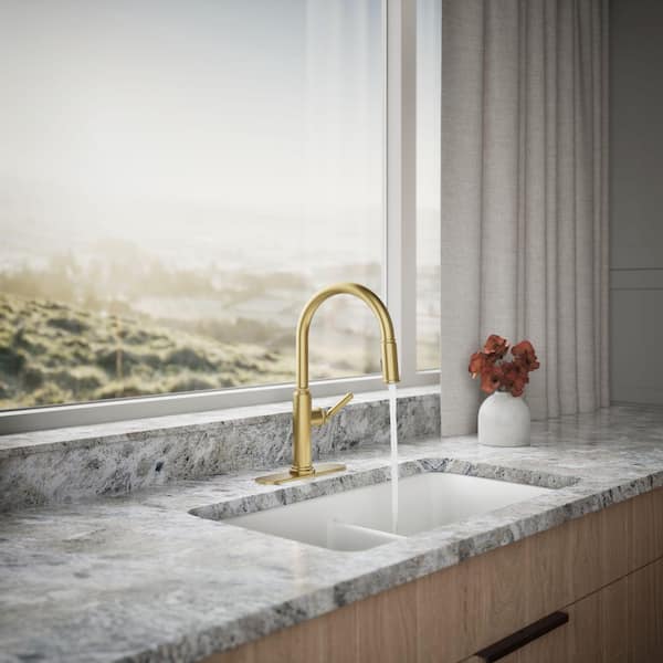 KOHLER Revolv Single Handle Pull Down Sprayer Kitchen Faucet in