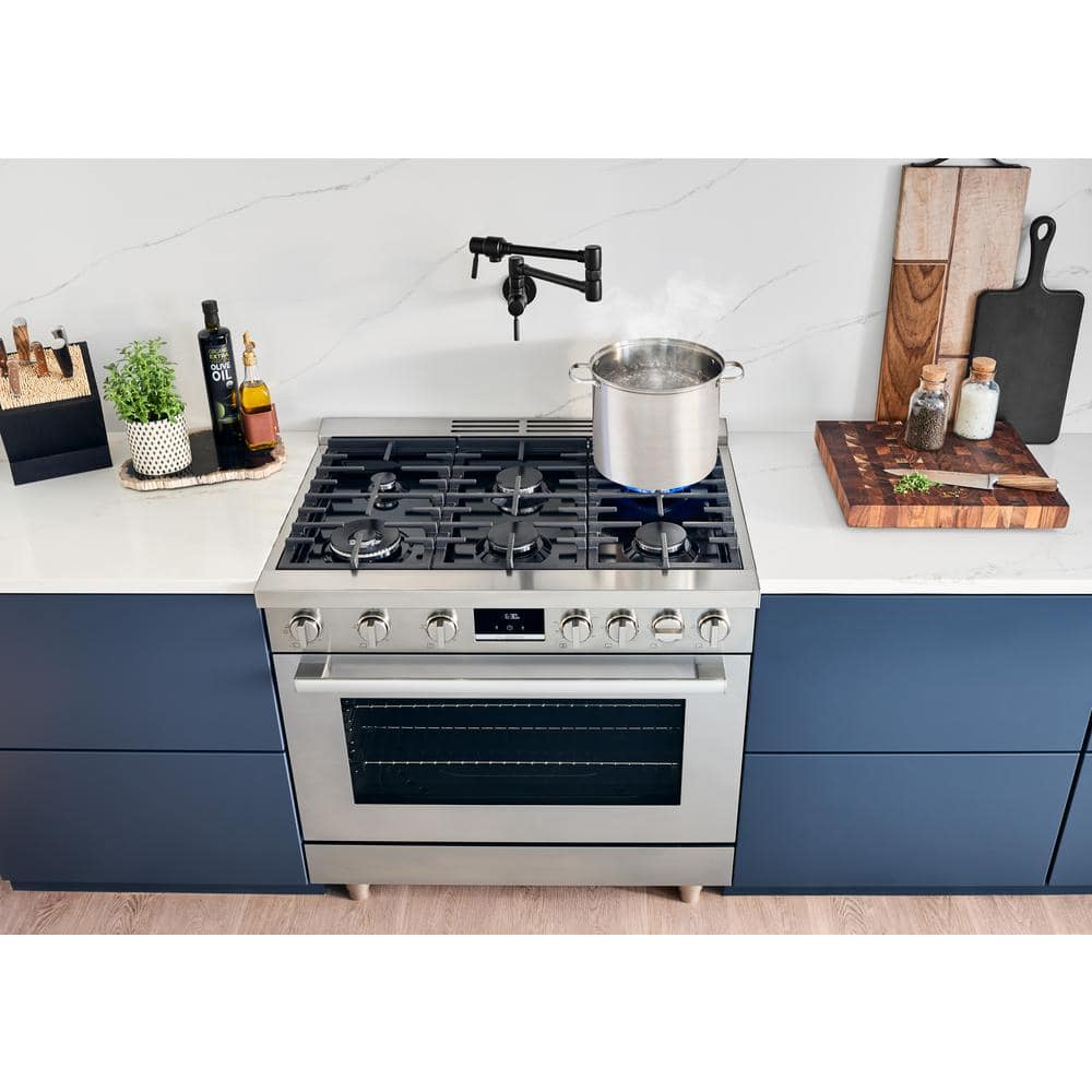 36" Stainless Steel Free-Standing Convection Gas Range