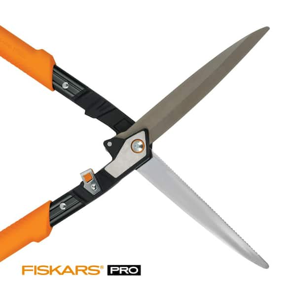 Hedge Shears  Hedge Shear with 9 Carbon Steel Blade – Flexrake