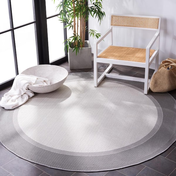 Martha Stewart Ivory/Charcoal 7 ft. x 7 ft. Round Border Geometric Indoor/Outdoor Area Rug