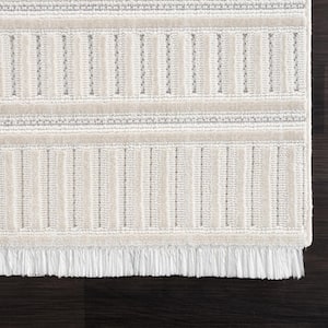 Chelsea Yeager White 5 ft. 3 in. x 7 ft. 2 in. Area Rug