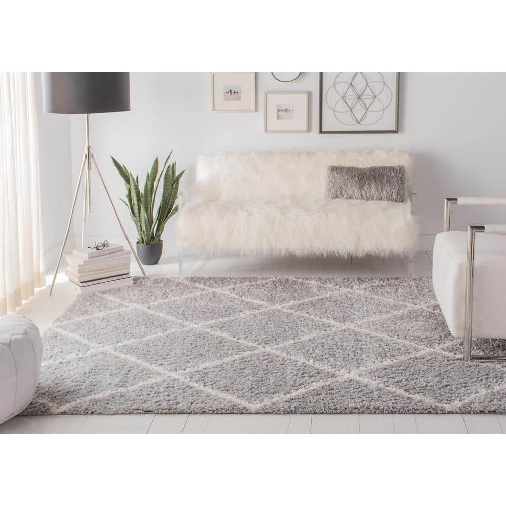 Gray Geometric Shag 8' x 10' Stain-Resistant Area Rug