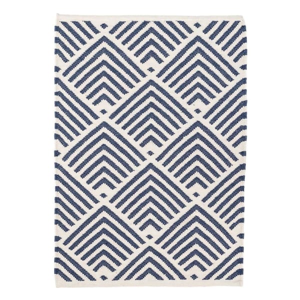Cleo Handwoven Navy 2 ft. x 3 ft. Outdoor Area Rug