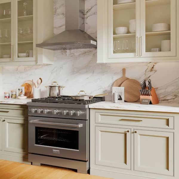 36 in. 400 CFM Convertible Vent Wall Mount Range Hood in Stainless Steel