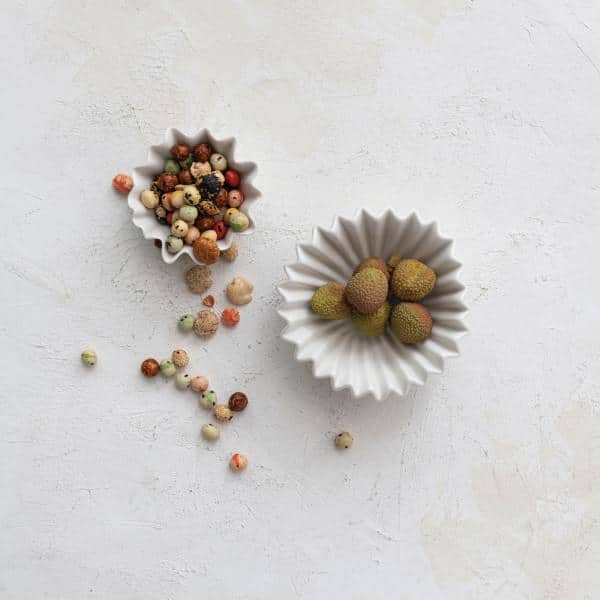 White Fluted Ceramic Serving Bowl with Zigzag Edge