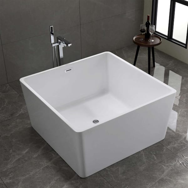 https://images.thdstatic.com/productImages/61ba6ad7-f952-4012-8920-ce51e1237a42/svn/glossy-white-bellaterra-home-flat-bottom-bathtubs-ba6806-31_600.jpg