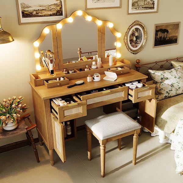 wood dressing table stool design Handcrafted Queen's Dressing with Stool