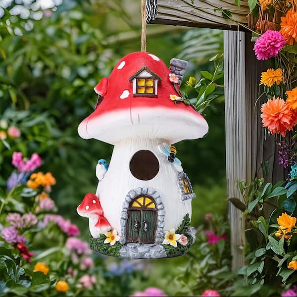 OGETFUUR 5.9 x 5.5 x 8.3 in. Resin Hanging Decorative Mushroom