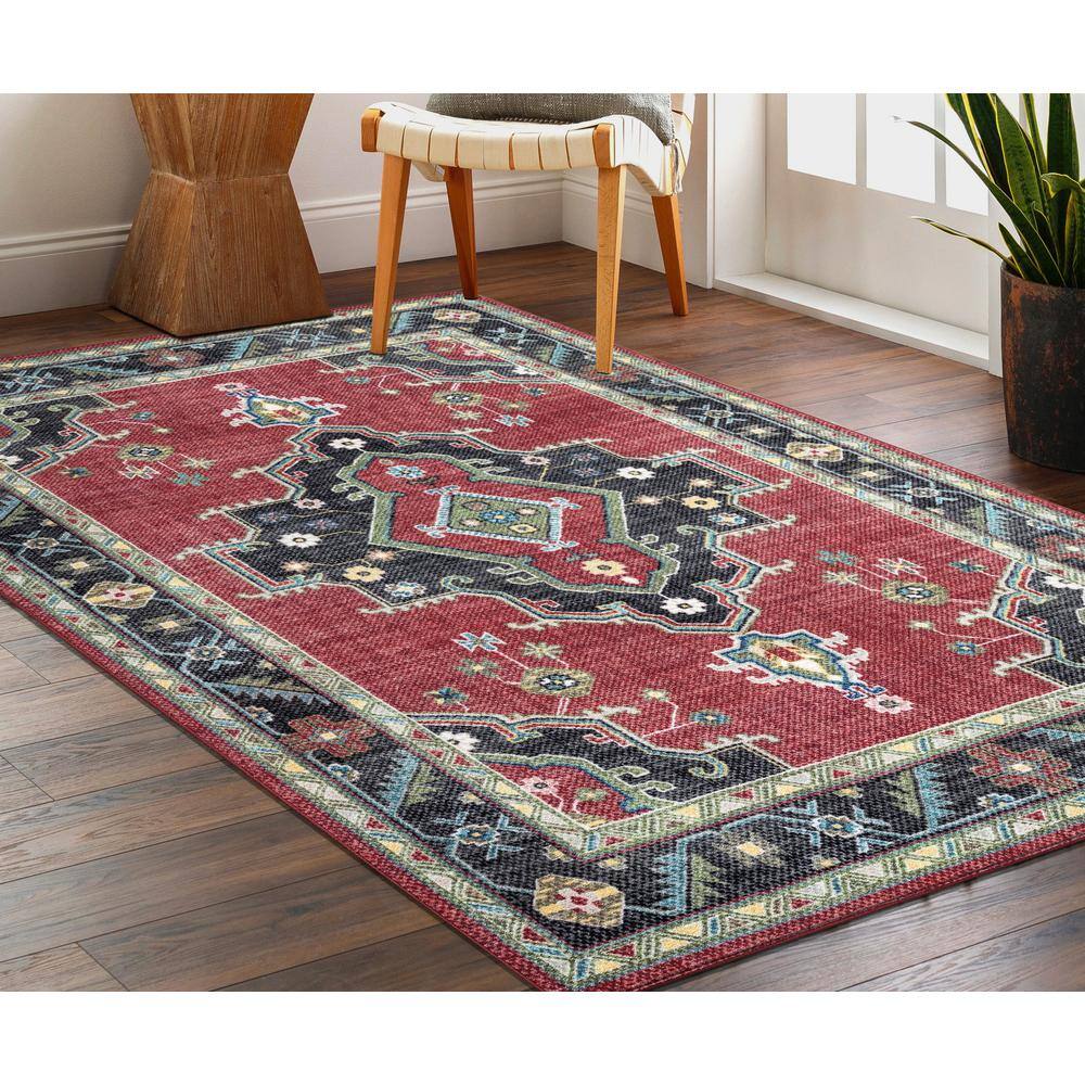 Heriz Medallion Red and Black Synthetic 5' x 7' Area Rug