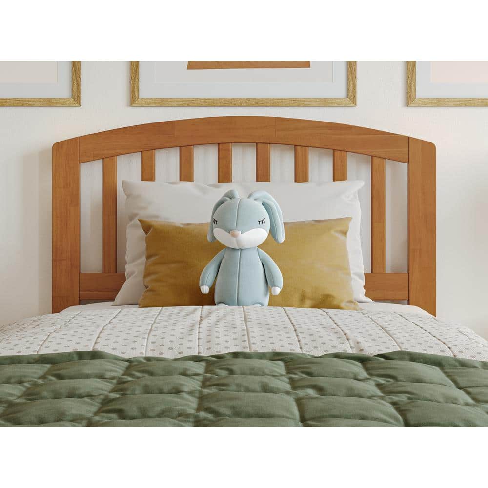 Richmond Light Toffee Twin Wood Platform Bed with Headboard