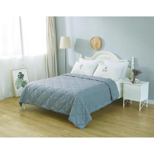 St. James Home Microfiber Nano Full/Queen Light Gray Blanket