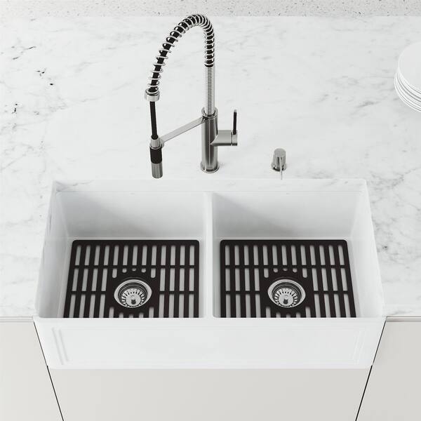 https://images.thdstatic.com/productImages/61cf3f11-df69-4c6a-b4de-787284dd6d04/svn/vigo-sink-grids-vgsg3618blmb-4f_600.jpg