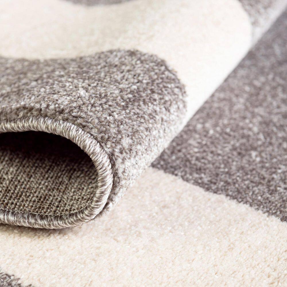 Modern Gray and Ivory 6' x 9' Tufted Synthetic Area Rug