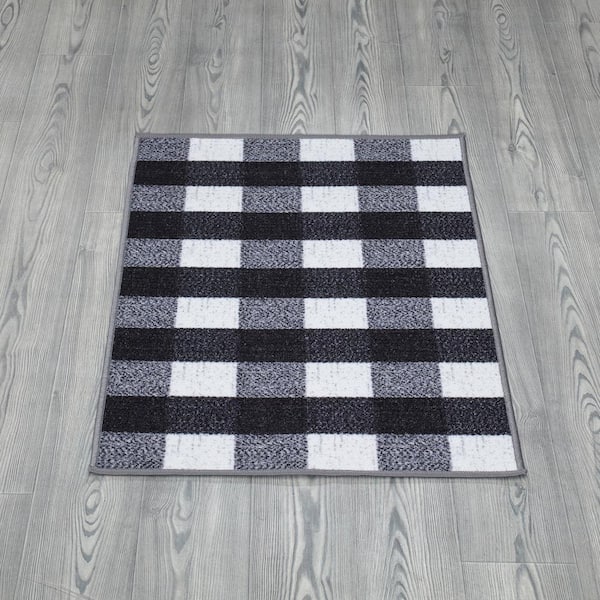 Ottomanson Basics Collection Non-Slip Rubberback Checkered 2x3 Indoor Area Rug  Entryway Mat, 2 ft. 3 in. x 3 ft., Black Checkered BSC2013-2X3 - The Home  Depot