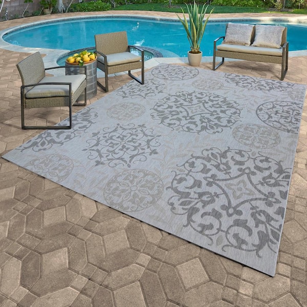 Paseo Emilia Gray 6 ft. x 9 ft. Medallion Indoor/Outdoor Area Rug