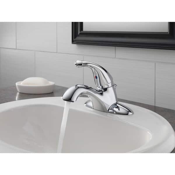Delta Classic 4 in. Centerset Single-Handle Bathroom Faucet in 