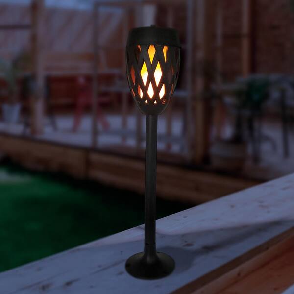 Masaccio fravær knap LUMABASE Solar Powered Flame Effect LED Mini Torch - Woven Design 62101 -  The Home Depot