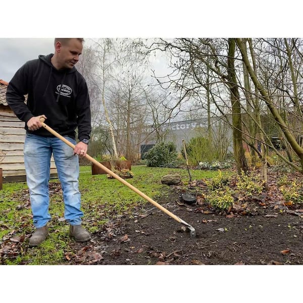 DeWit 52 in. L Handle 63 in. L Oscillating P Grip Garden Hoe 31