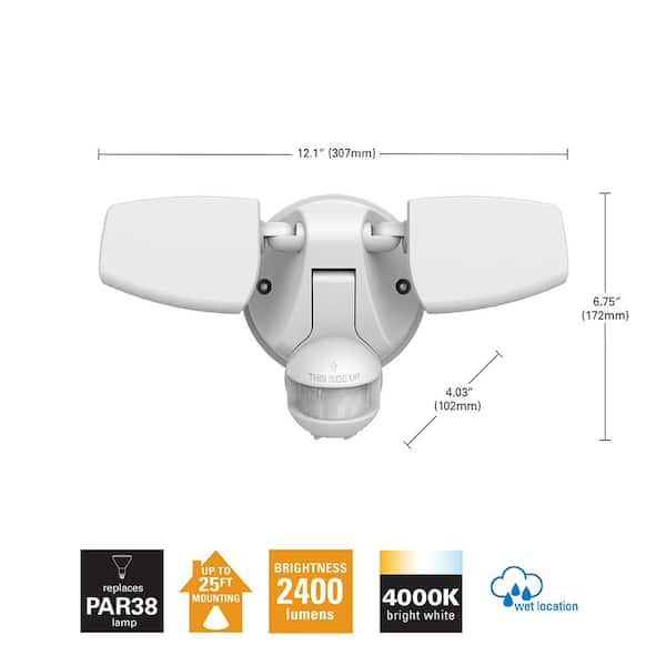 Maximus white smart motion activated outdoor integrated store led camera floodlight