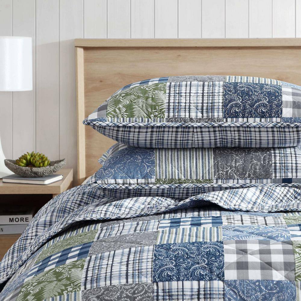 King Blue Cotton Reversible Patchwork Quilt Set