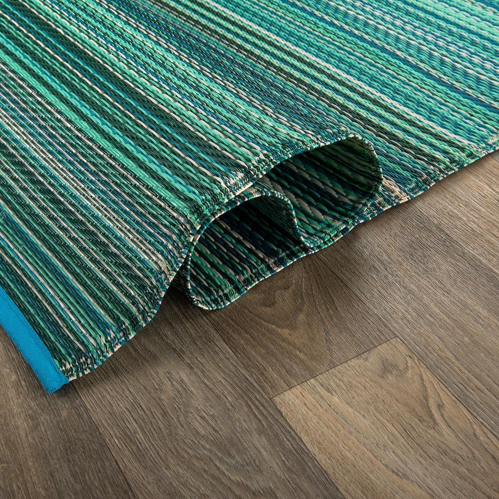 Blue Geometric Stripe Reversible Synthetic Indoor/Outdoor Rug 5' x 7'