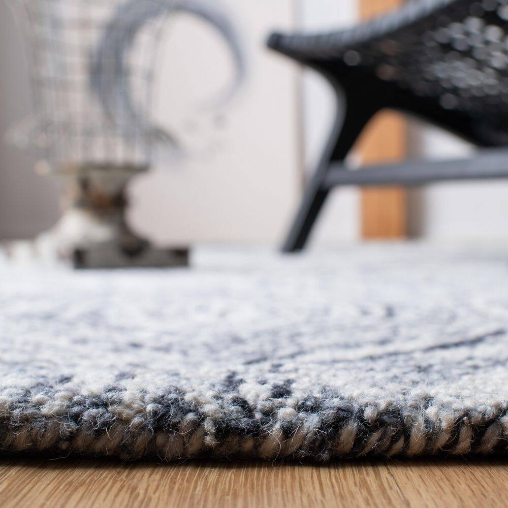 Silver Grey Hand-Tufted Wool Ikat Area Rug 3' x 5'