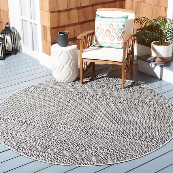 Courtyard Gray/Black 8 ft. x 8 ft. Geometric Diamond Indoor/Outdoor Patio  Round Area Rug