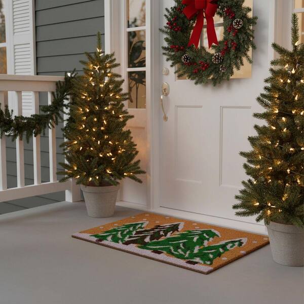 Calloway Mills Winter Wonderland 24 in. x 36 in. Coir Door Mat