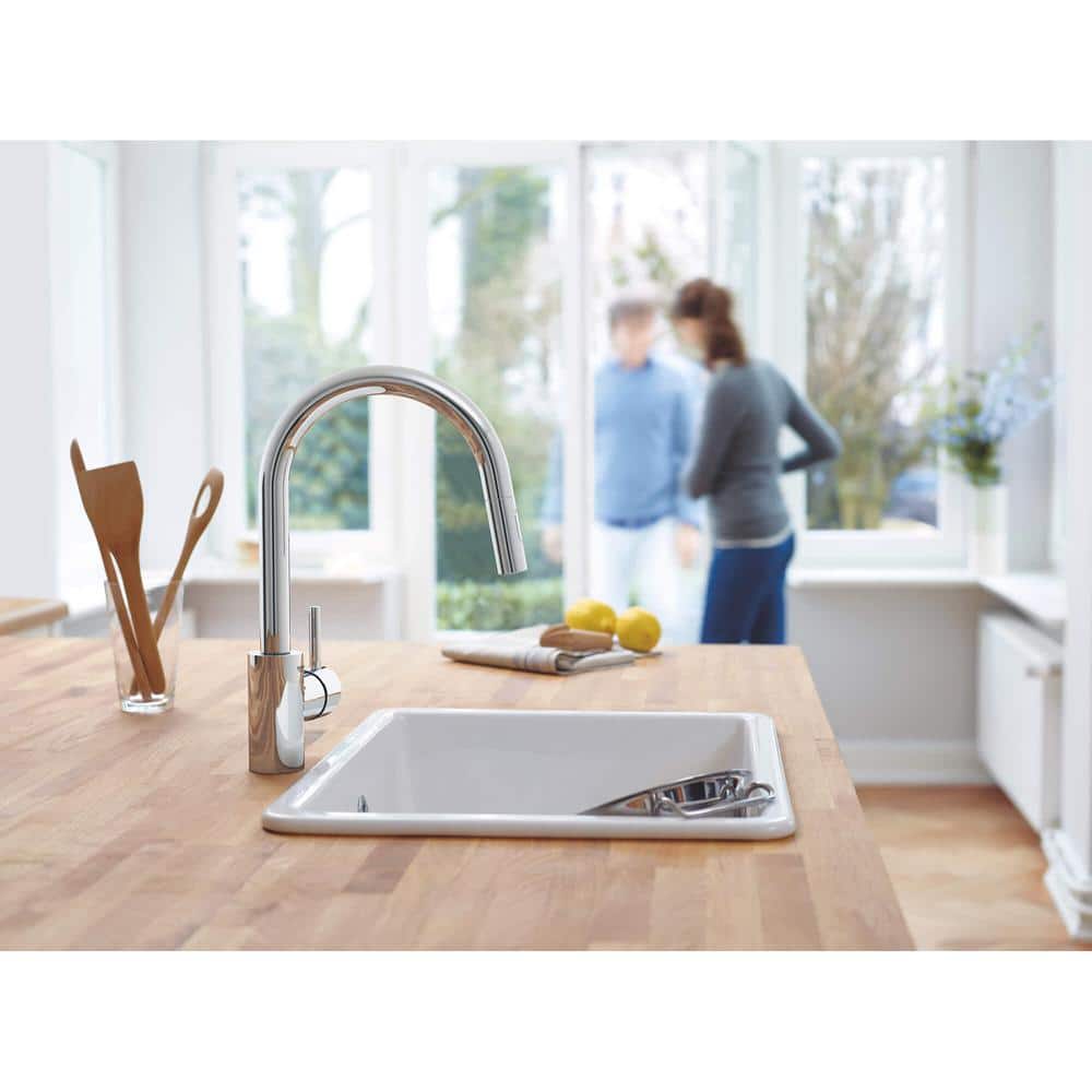 Chrome Modern Pull-Down Single Handle Kitchen Faucet
