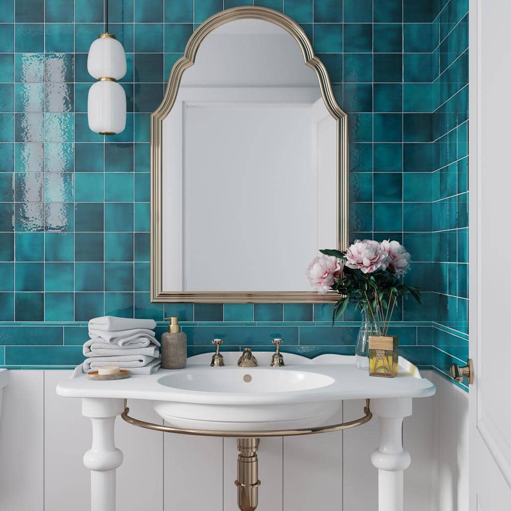 Emerald Glossy Ceramic Square Wall and Floor Tile 3.94 in.