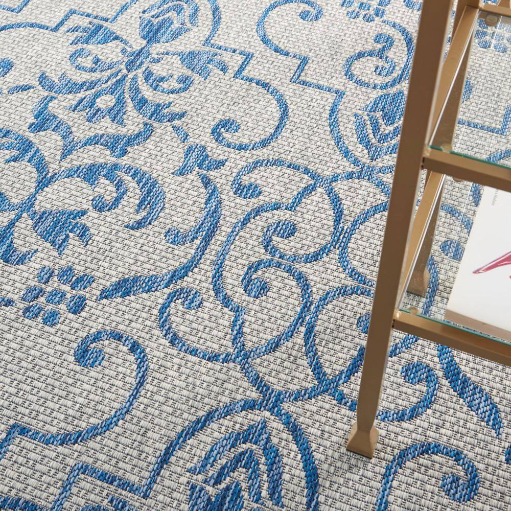 Ivory & Blue Classic Scroll 7' x 10' Synthetic Outdoor Rug