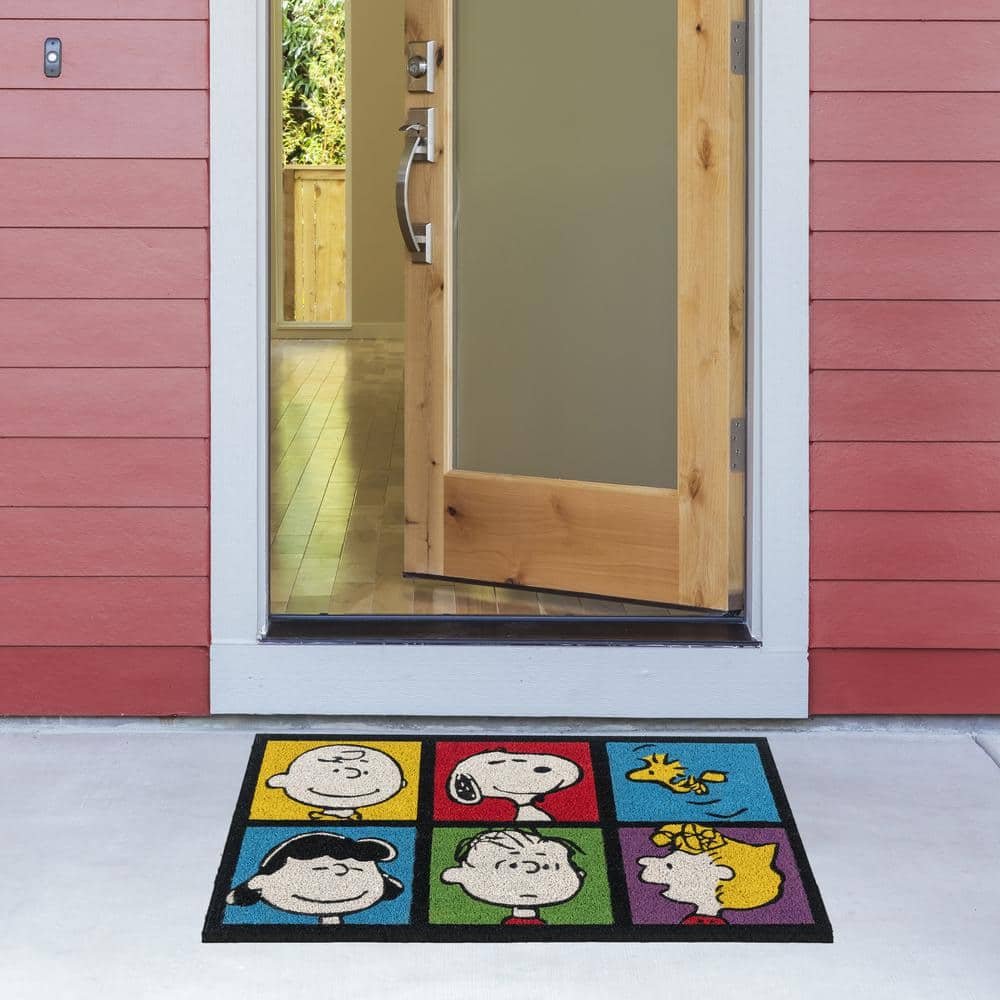 Peanuts Snoopy and Friends Colorful Coir Outdoor Door Mat Set
