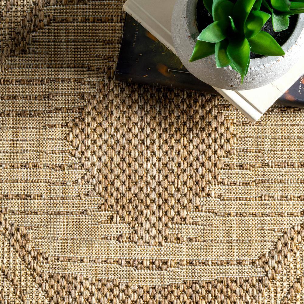 Tribal Geometric Light Brown Indoor/Outdoor Area Rug 7x9