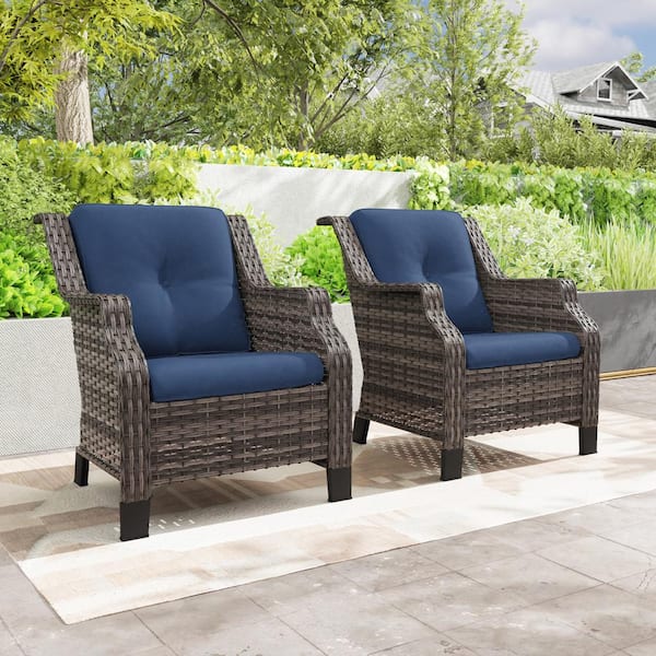 Gardenbee 2-Piece Wicker Patio Outdoor Lounge Chair with Blue Cushions