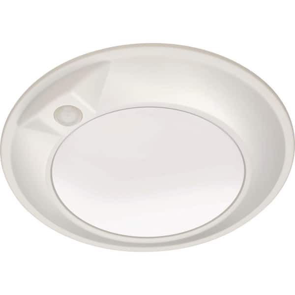 じゅん Juno 8.39 in. 1-Light White Selectable LED Flush Mount With Motion