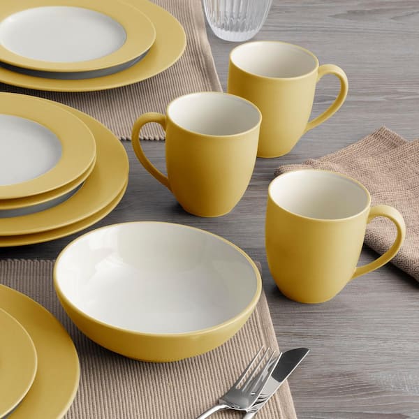 Noritake Colorwave Mustard 7 in., 22 fl. Oz. (Yellow) Stoneware