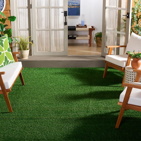 Turf 9 ft. x 12 ft. Natural/Green Solid Color Indoor/Outdoor Area Rug
