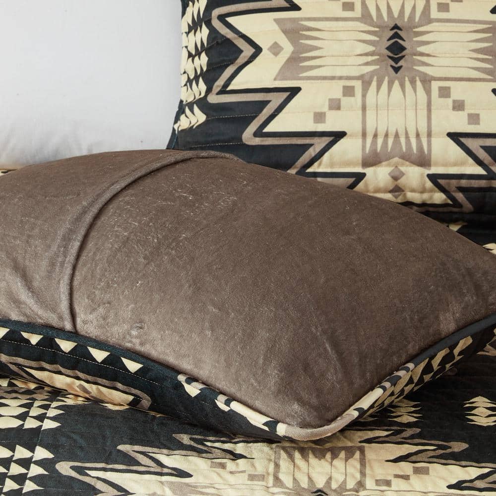 Full Black and Tan Aztec Pattern Quilt Set